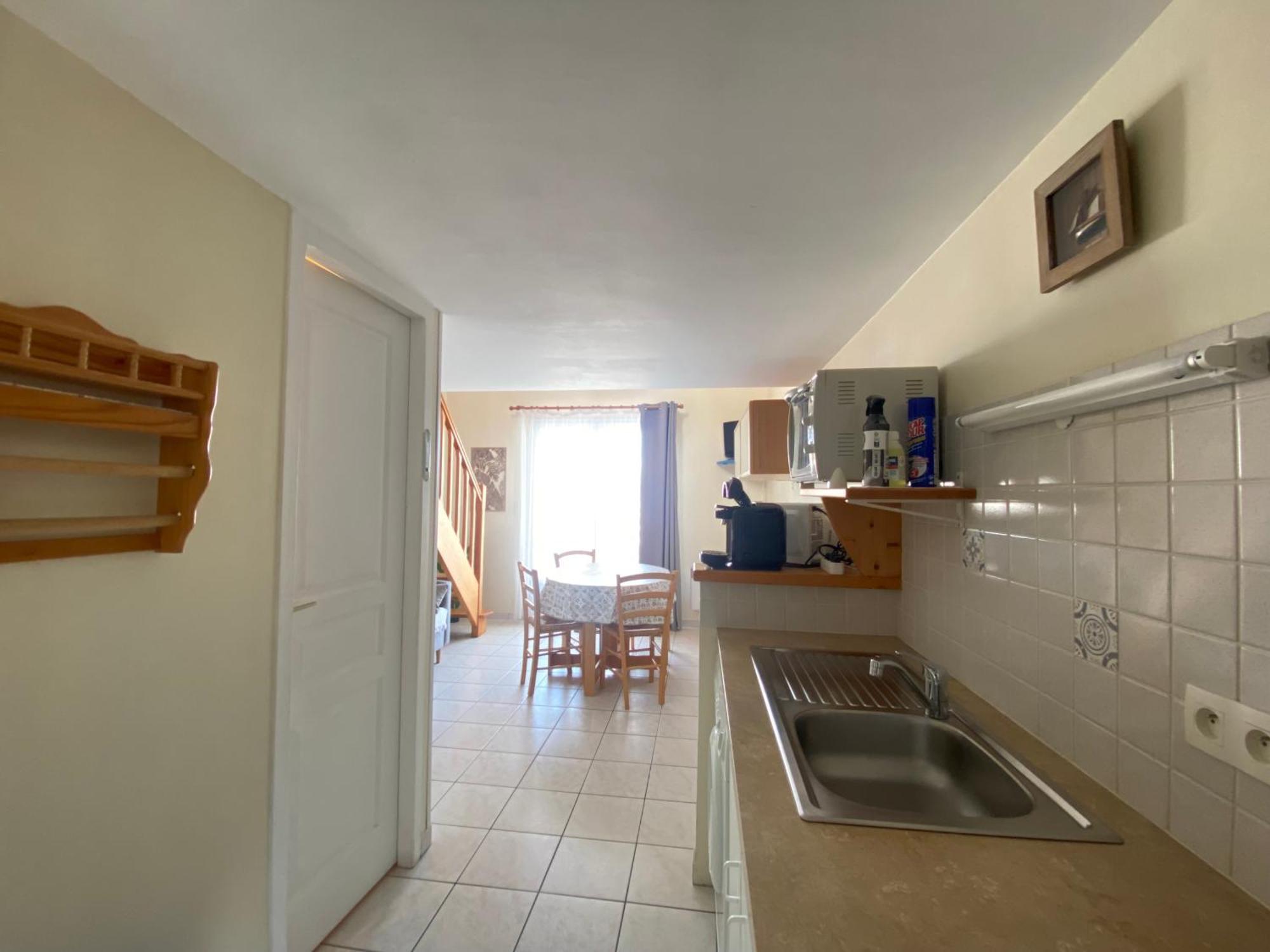 Appartement 1Er Etage Proche Centre-Ville, Plage Et Commerces, Balcon, Parking, Wifi Inclus - Fr-1-22-171 La Tranche-sur-Mer Exterior photo